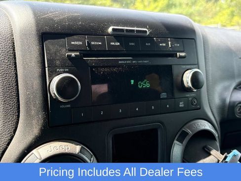Used 2016 Jeep Wrangler Sport AWD/4WD image 10
