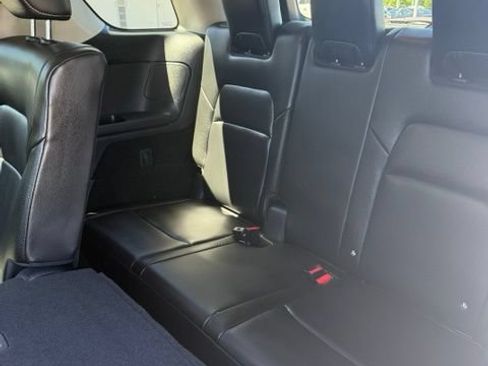Used 2025 Nissan Pathfinder SL w/ Cargo Package AWD/4WD image 35