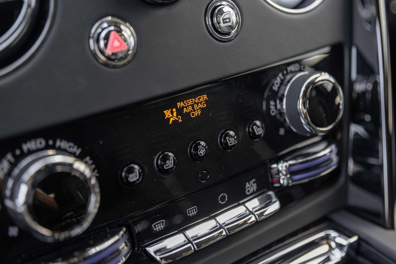 New 2027 Rolls-Royce Cullinan Black Badge AWD/4WD image 32