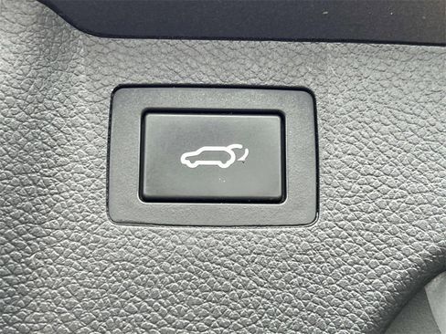 Used 2016 Hyundai Santa Fe Sport 2.0T w/ Option Group 05 image 10