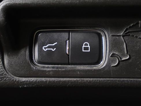Used 2021 Ford Explorer Limited RWD image 20