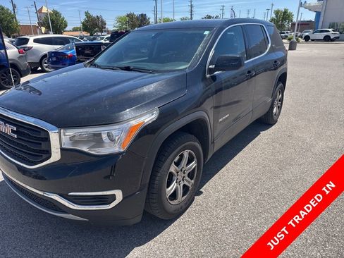 Used 2018 GMC Acadia SLE w/ LPO, Floor Liner Package FWD image 1