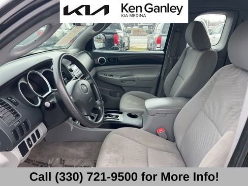 Used 2011 Toyota Tacoma PreRunner image 36