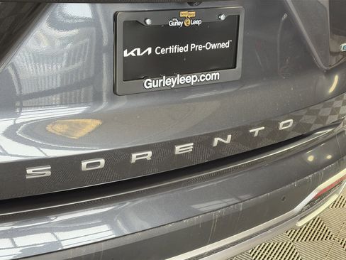 Certified 2022 Kia Sorento EX w/ Panoramic Sunroof Package image 23