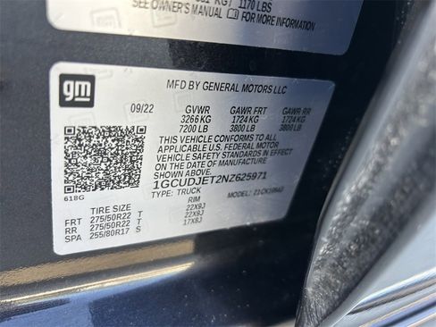 Used 2022 Chevrolet Silverado 1500 High Country w/ Technology Package image 13