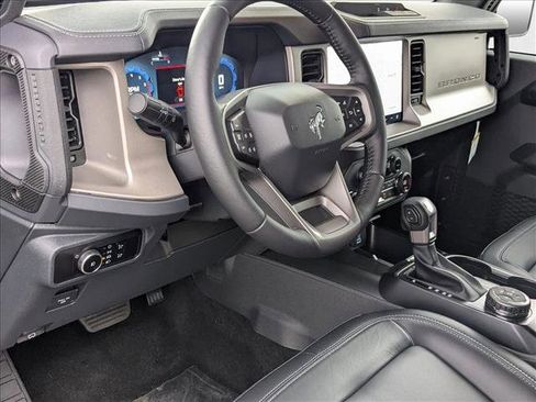 New 2025 Ford Bronco Outer Banks image 3