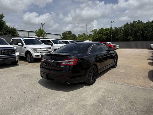 Used 2013 Ford Taurus Limited FWD image 5