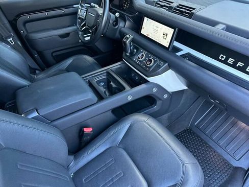 Used 2022 Land Rover Defender 110 S AWD/4WD image 19