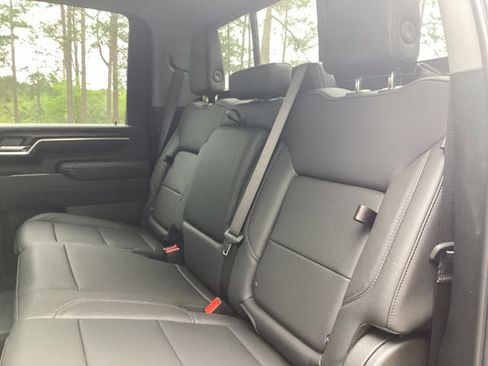 New 2026 GMC Sierra 2500 SLT w/ SLT Premium Package image 22