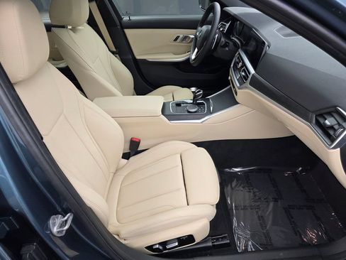 Used 2021 BMW 330i Sedan w/ Driving Assistance Package RWD image 29