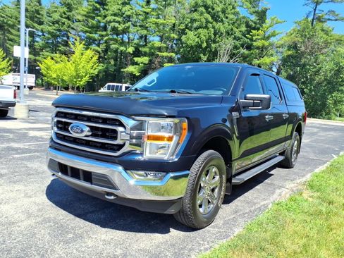 Used 2021 Ford F150 XLT w/ Equipment Group 301A Mid AWD/4WD image 4