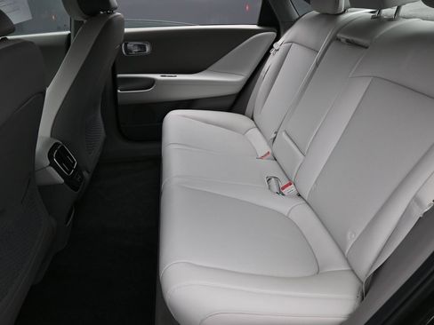 Used 2023 Hyundai Ioniq 6 SEL image 29