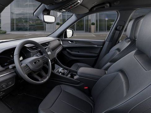 New 2025 Jeep Grand Cherokee Limited image 23