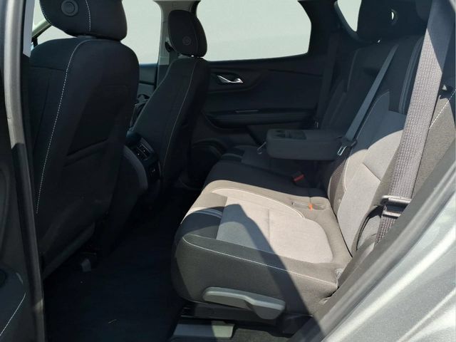 Used 2025 Chevrolet Blazer LT FWD image 20