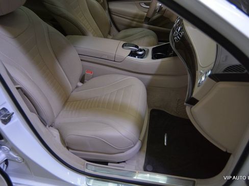 Used 2020 Mercedes-Benz S 560 Sedan image 15