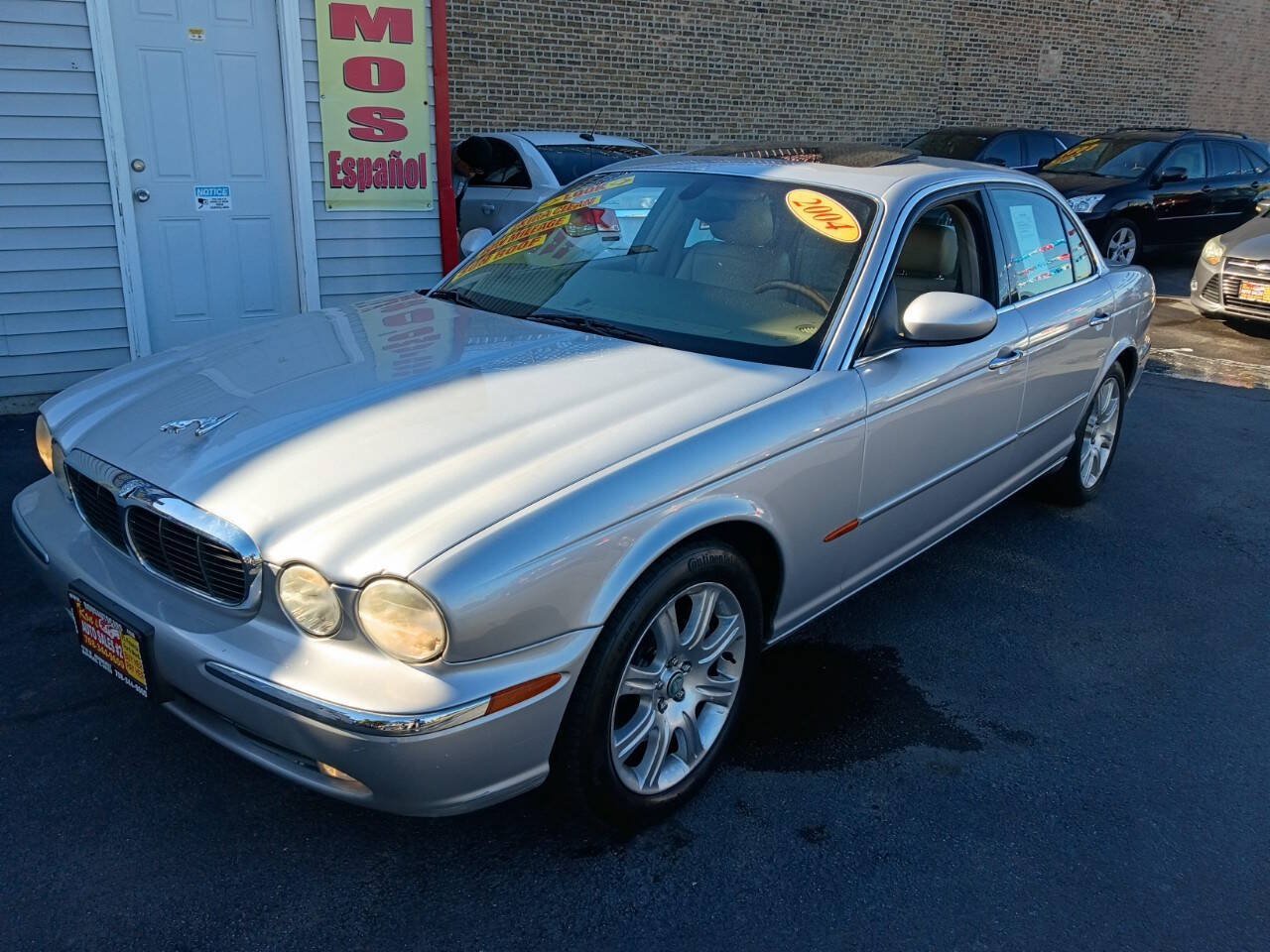 Used 2004 Jaguar XJ8 RWD image 1