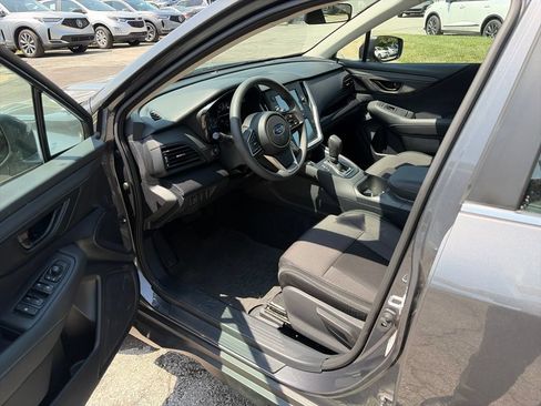 Used 2024 Subaru Outback AWD/4WD image 10