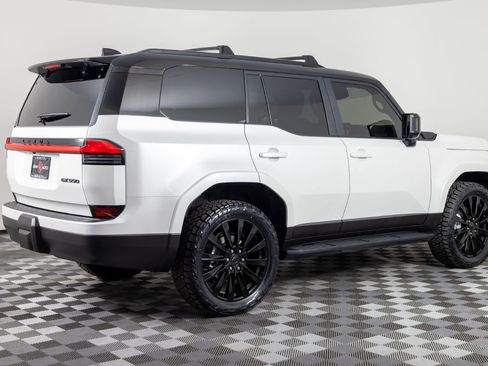 Used 2026 Lexus GX 550 image 8