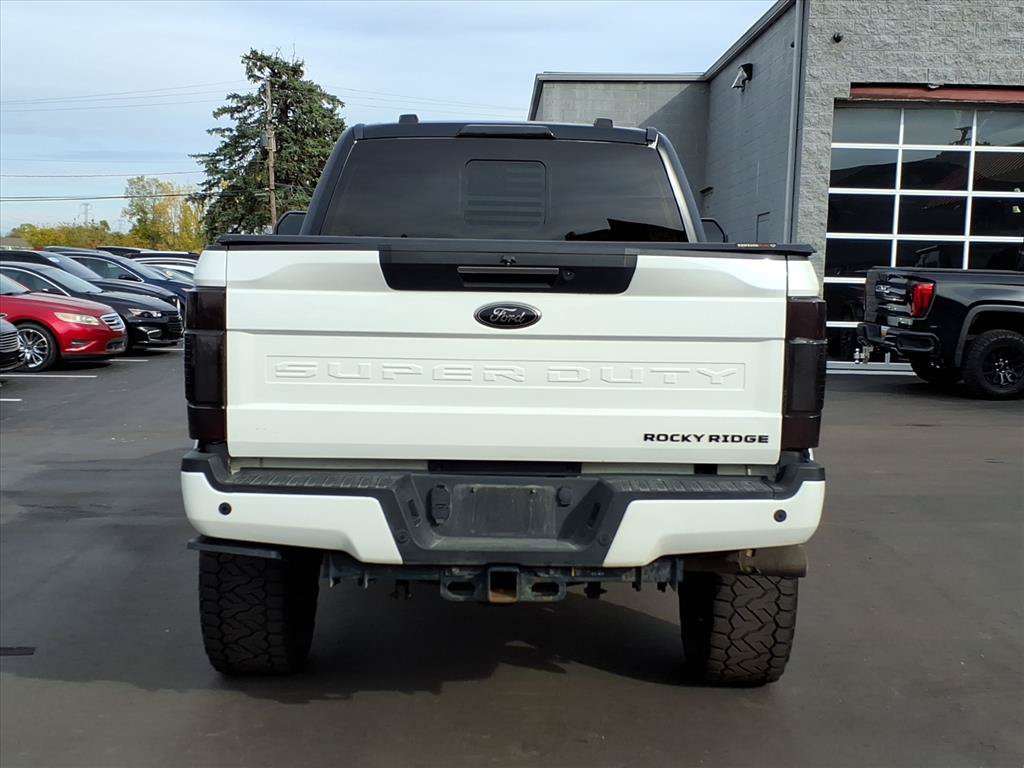 Used 2022 Ford F250 Lariat w/ Black Appearance Package AWD/4WD image 4