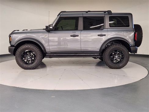 Used 2023 Ford Bronco Wildtrak image 5