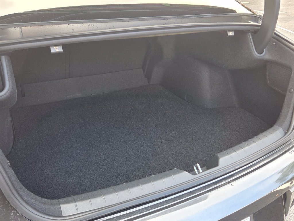 Used 2025 Kia K5 LXS FWD image 9