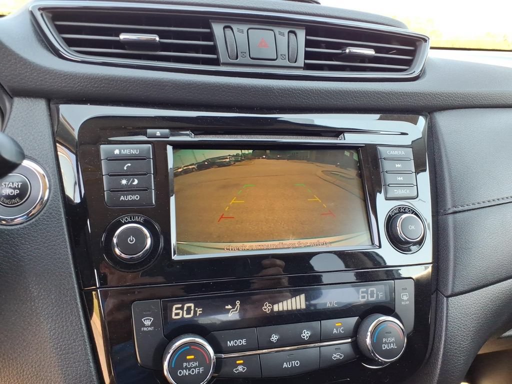 Certified 2019 Nissan Rogue SV AWD/4WD image 14