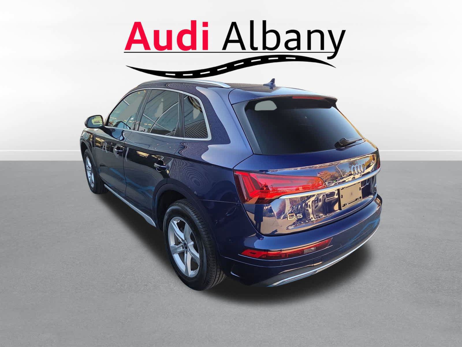 Used 2024 Audi Q3 2.0T Premium Plus w/ Premium Plus Package AWD/4WD image 5