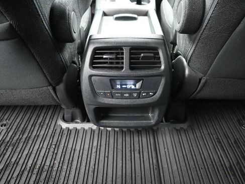 Used 2022 Honda Pilot Sport image 22