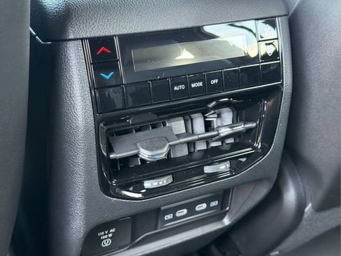 New 2026 Jeep Grand Cherokee L 4WD image 11