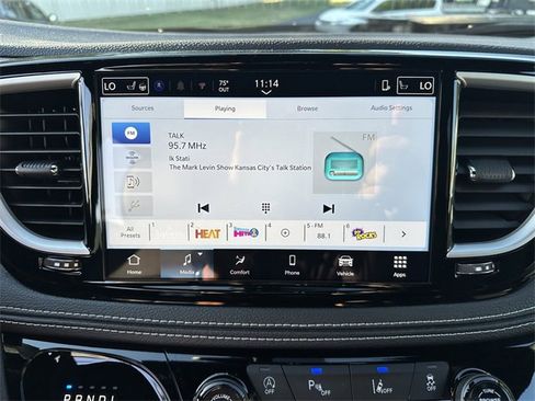 New 2025 Chrysler Pacifica Select image 23