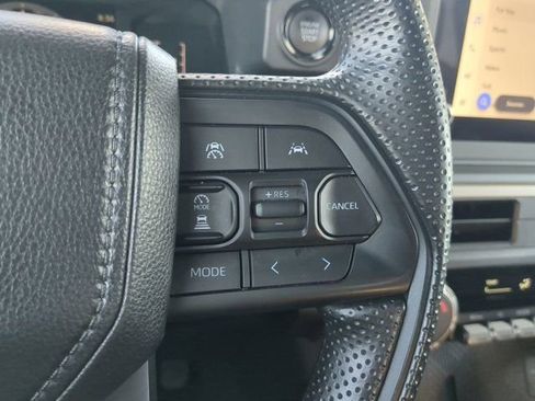 Used 2025 Toyota Tacoma SR image 23