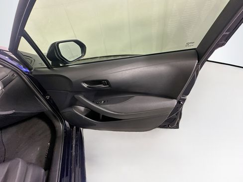 Used 2024 Toyota Corolla LE FWD image 31