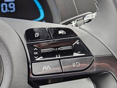 New 2026 Hyundai Elantra Sport FWD image 17