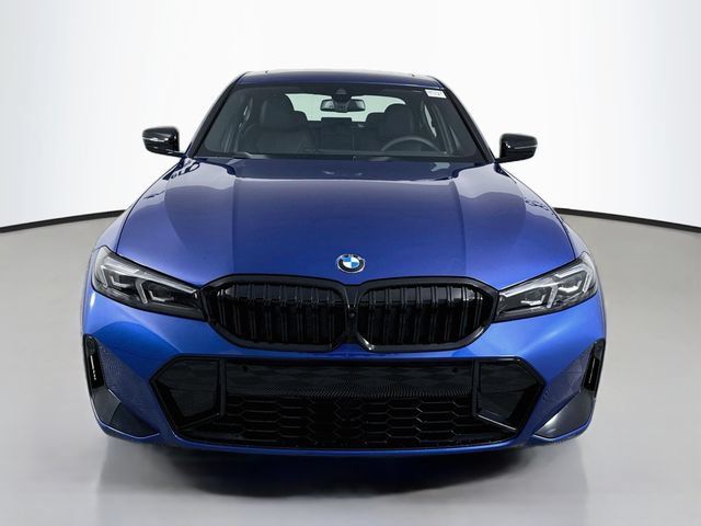 New 2026 BMW 330i xDrive Sedan w/ M Sport Package AWD/4WD image 2