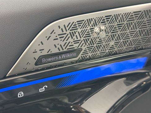 Used 2025 BMW M5 Touring image 20