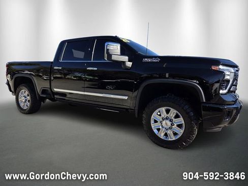 Used 2025 Chevrolet Silverado 2500 High Country w/ High Country Premium Package image 8