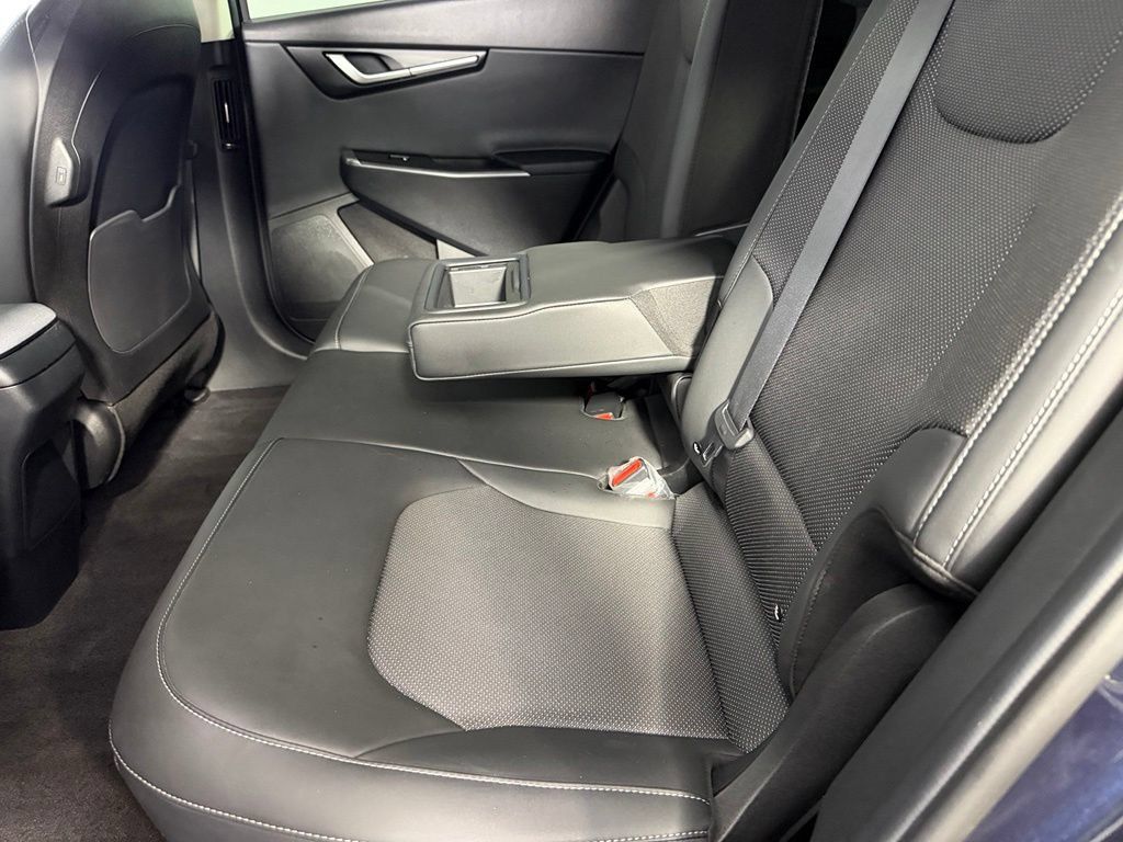 Used 2024 Kia EV6 Light RWD image 26