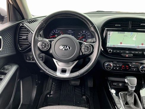 Certified 2021 Kia Soul EX image 5