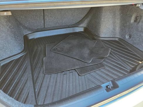 Certified 2022 Honda Accord Touring image 18