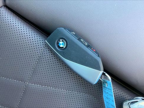 Used 2025 BMW X2 xDrive28i image 14