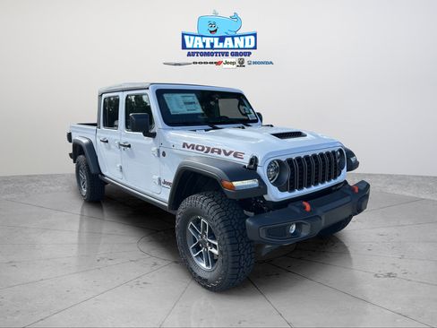 New 2026 Jeep Gladiator Mojave AWD/4WD image 7