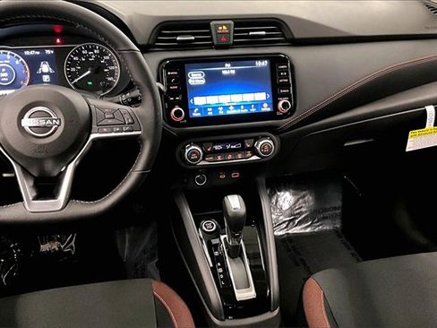 New 2025 Nissan Versa SR w/ Trunk Package image 7