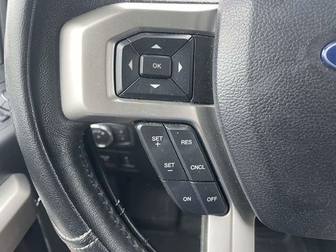 Used 2020 Ford F150 Lariat w/ FX4 Off-Road Package image 31