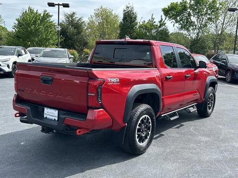 Used 2024 Toyota Tacoma TRD Off-Road image 4