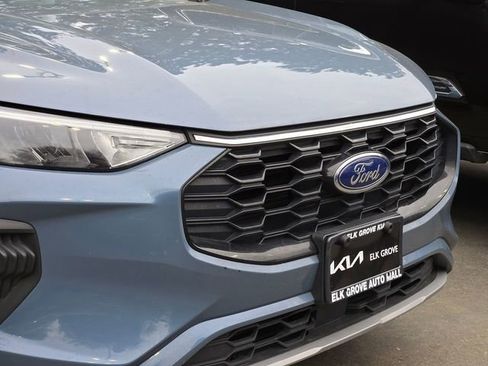 Used 2024 Ford Escape ST-Line image 4