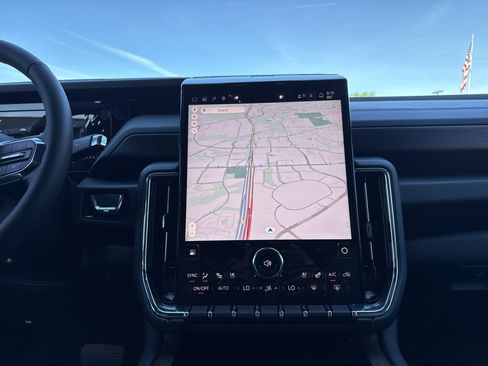 New 2026 GMC Yukon Denali AWD/4WD image 28