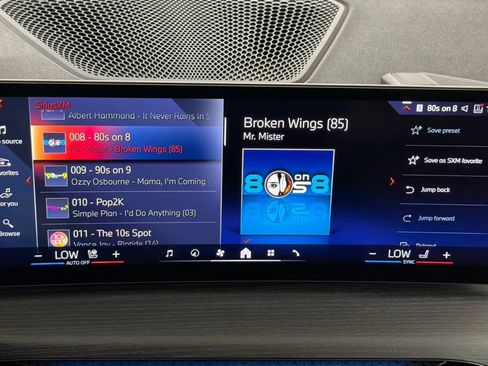 Used 2025 BMW i4 xDrive40i w/ Premium Package image 17