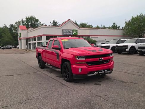 Used 2018 Chevrolet Silverado 1500 LT w/ Rally 2 Edition AWD/4WD image 30