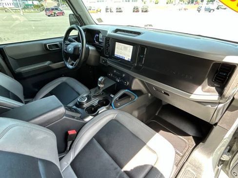 Used 2023 Ford Bronco Black Diamond w/ Sasquatch Package AWD/4WD image 35