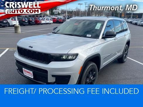 New 2025 Jeep Grand Cherokee L Altitude AWD/4WD image 1